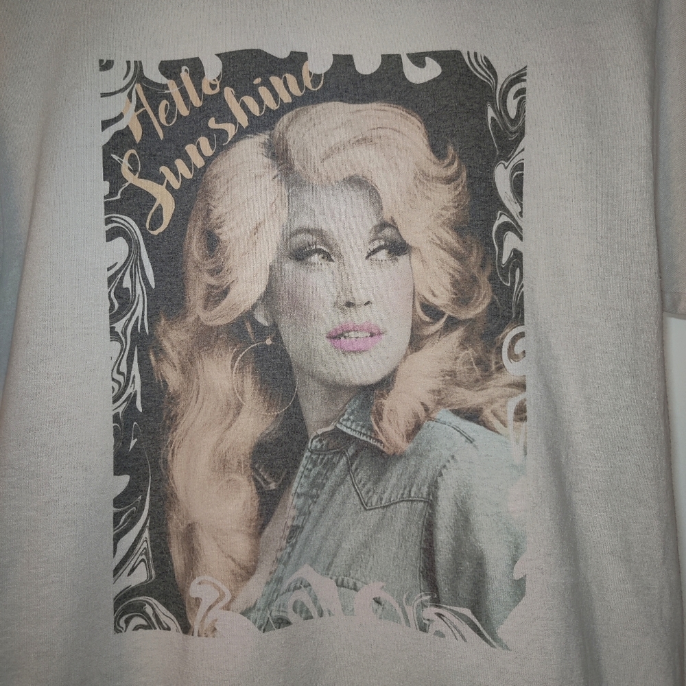 Jerzees Dolly Parton Short Sleeve Graphic Shirt - Picture 4 of 5